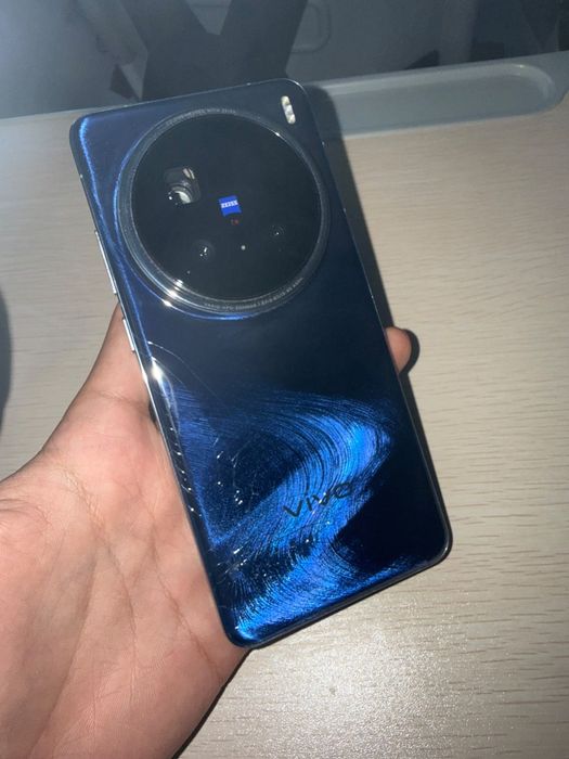Vivo x200 pro ch 16/512