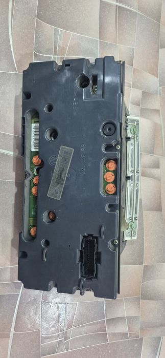 Продам приборку на гольф 3