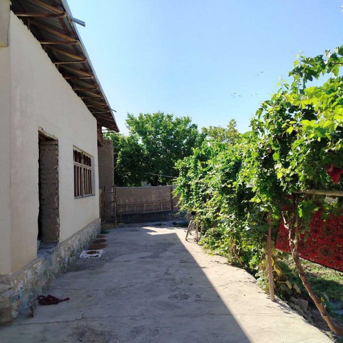 Srochna Hovli sotiladi
