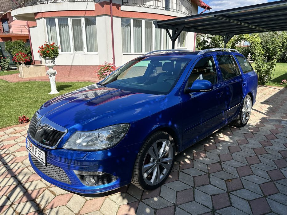 Skoda Octavia 2.0 TDI RS DSG 210cp
