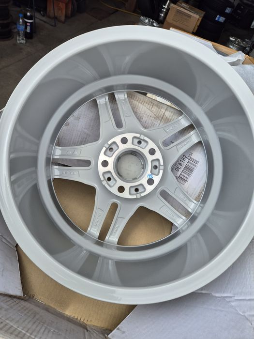 Джанти Borbet 17 цола , 5х120 , 8j , et30 Bmw Mini Opel  Vw T5 T6