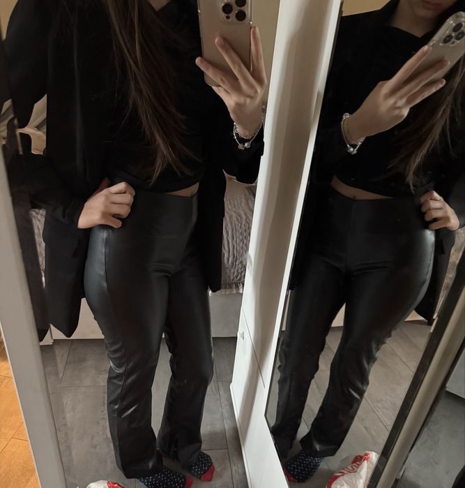 Чисто нов кожен клин от TERRANOVA