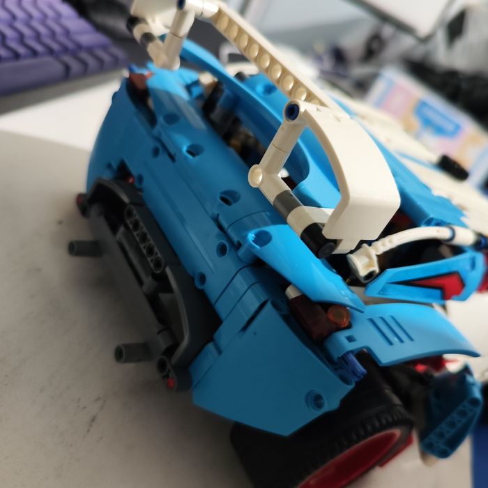 LEGO TECHNIC Rally Car 42077