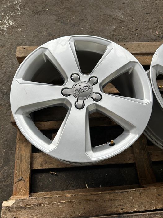 Jante originale Audi A3/S3 Vw Golf Caddy Touran Skoda Seat pe 17"