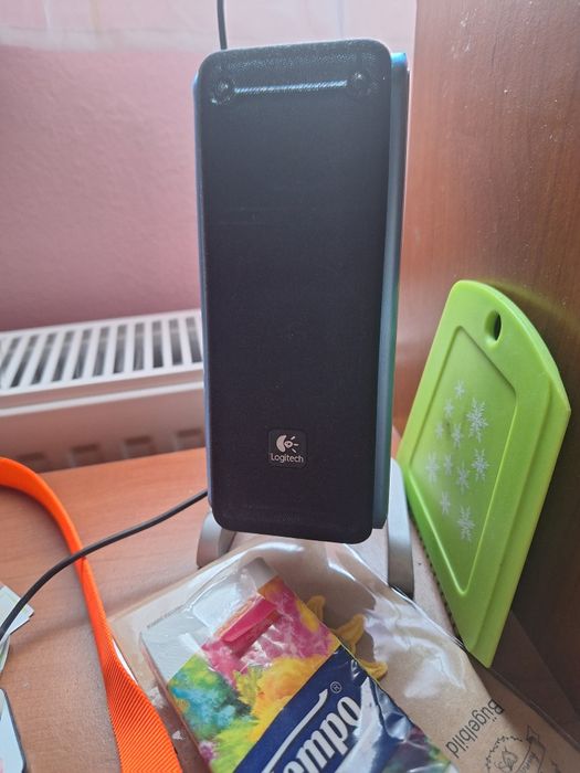 Logitech 2.1 an stare buna de funcționare