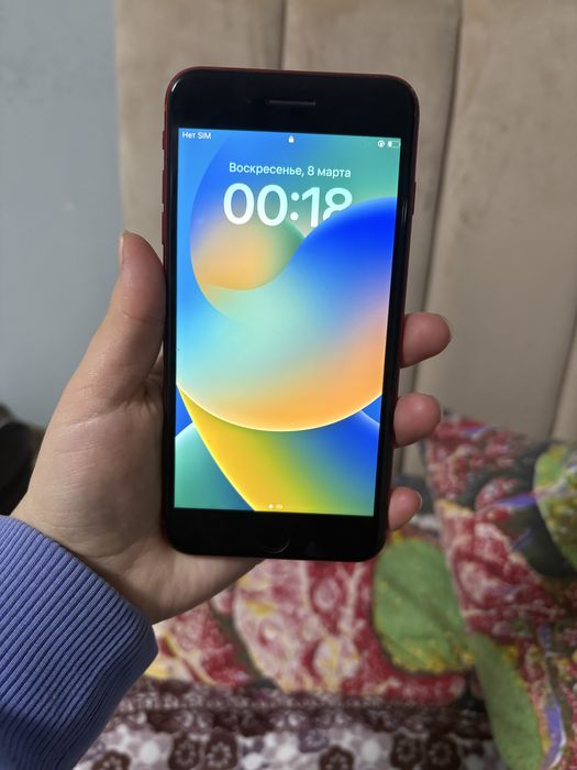 Срочно продам Айфон 8 плюс