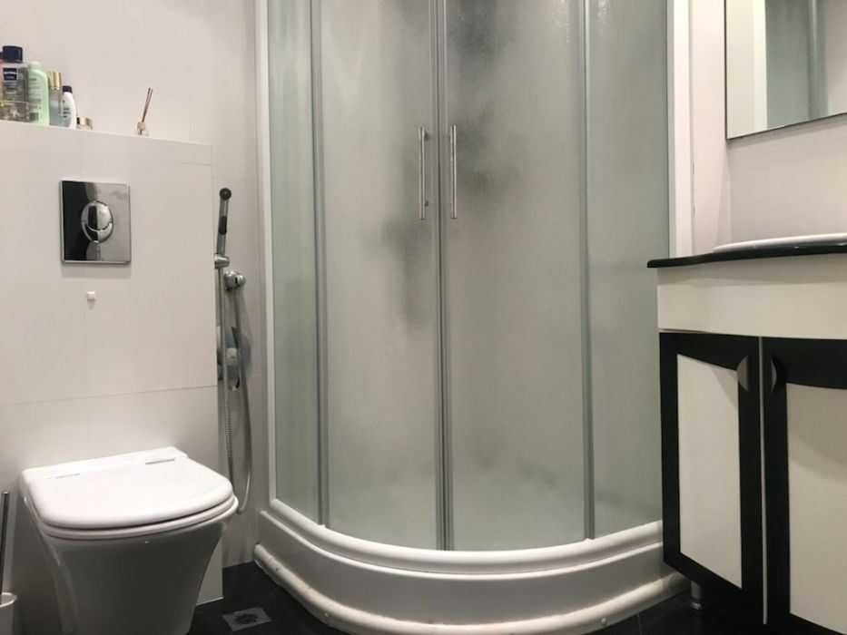 Продава се Тристаен апартамент в София, Център - 91 кв.м за 1141 €/кв.м - Снимка #11