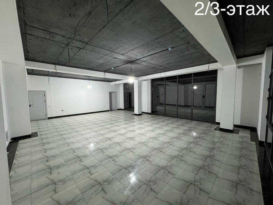 Продается отдельно стоящее здание 400м2 Ул. Мунаввар 3этажа +подвал