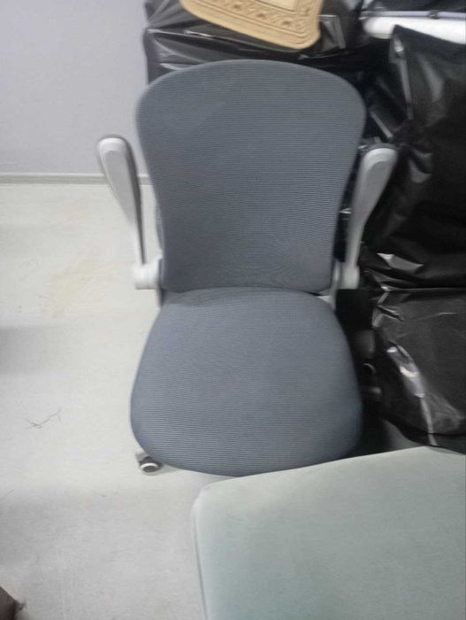 Kreslo ofisniy qulay