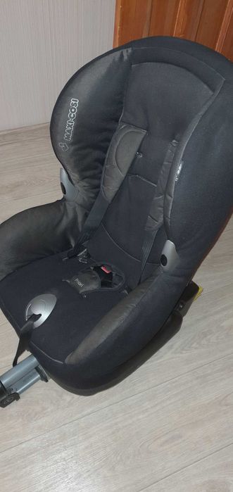 Продам автокресло б/у