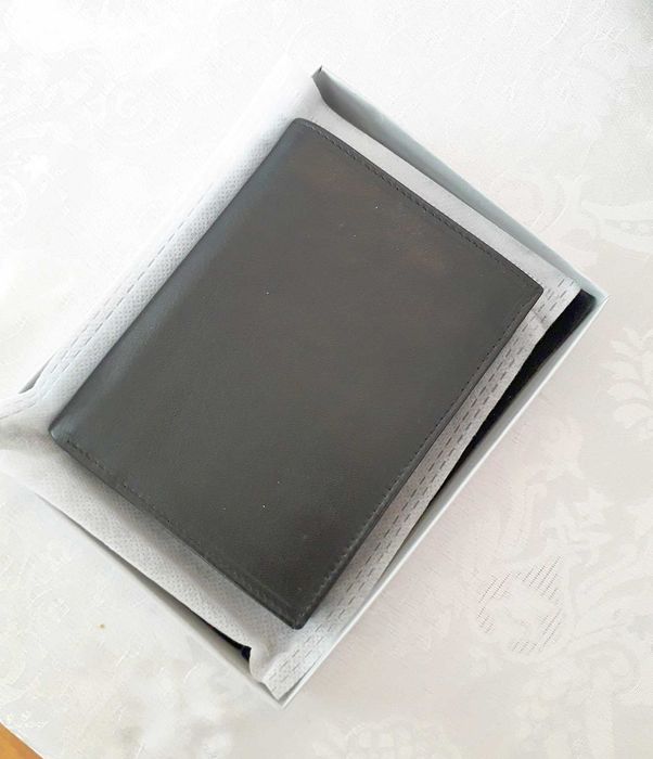 Луксозен мъжки портфейл – естествена кожа