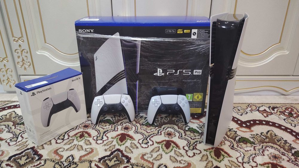 Playstation 5 pro 2Tb CFI-7121 Deluxe 2 джойстик состояние новий