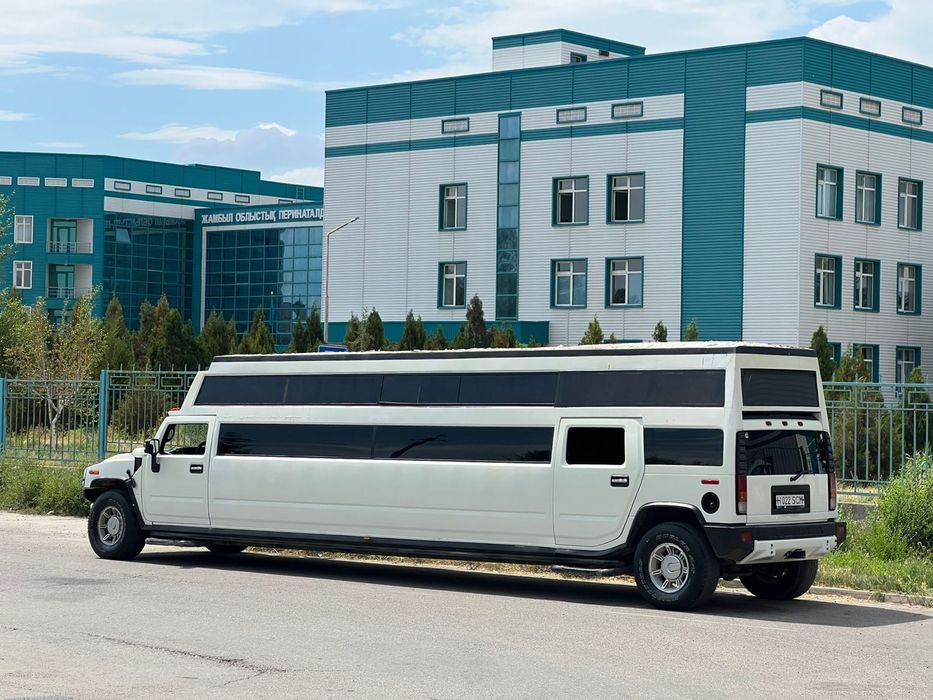 Автопрокат лимузин с водителем