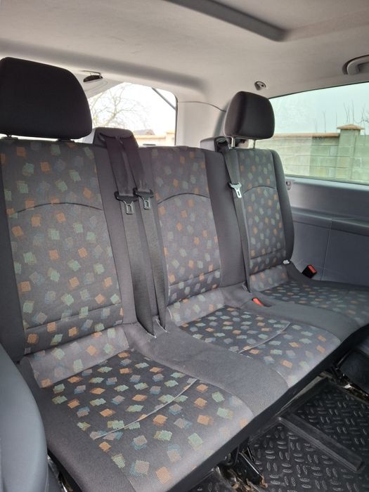 Vând Mercedes Vito 2.2 115 CDI 2010 8+1