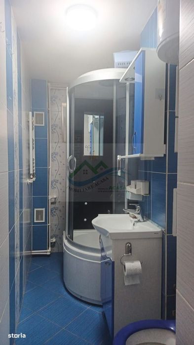 Apartament 3 camere de vânzare .