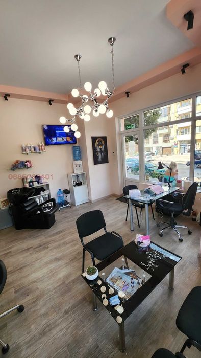 Дава се под наем  в Плевен, Идеален център -  кв.м за 127.5 € - Снимка #4