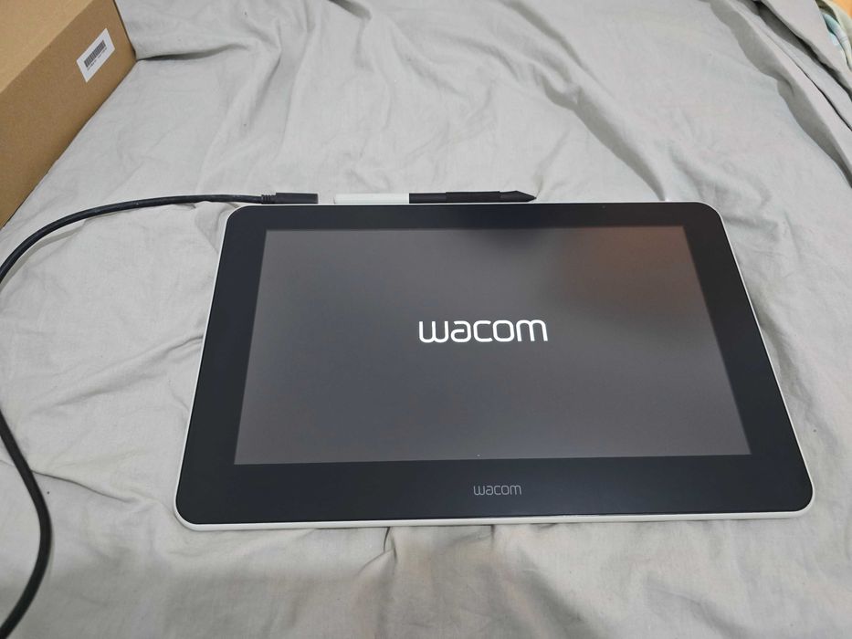Tableta grafica Wacom one 13.3