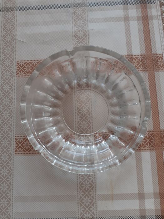 Продавам чаши за безалкохол ни напитки чаши за топли напитки