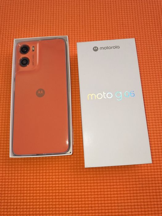 MOTOROLA  moto g 06 оранжев с гаранция