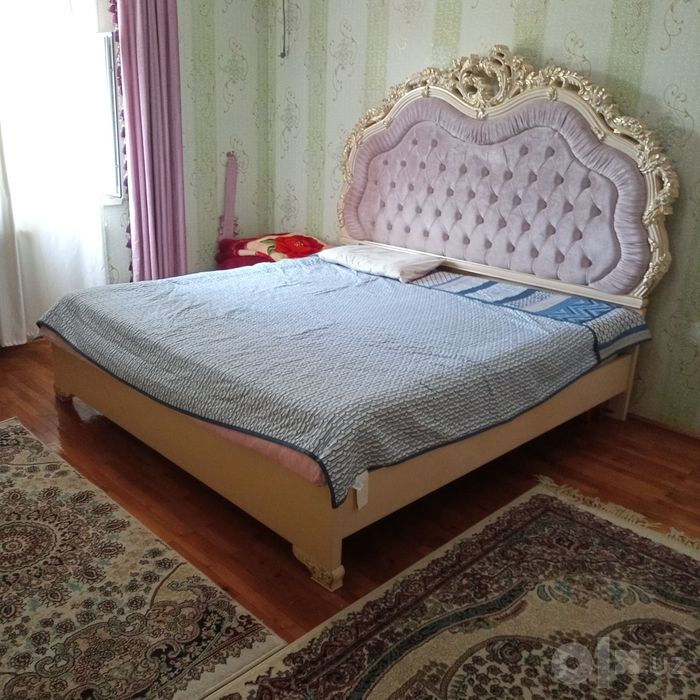 Мебель спальная и