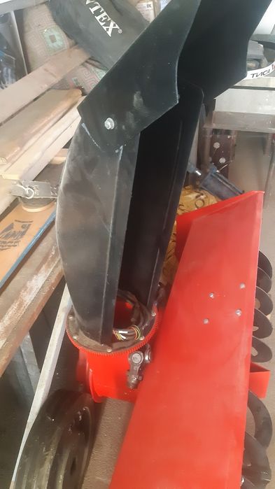 Снегоротор для мини трактора.