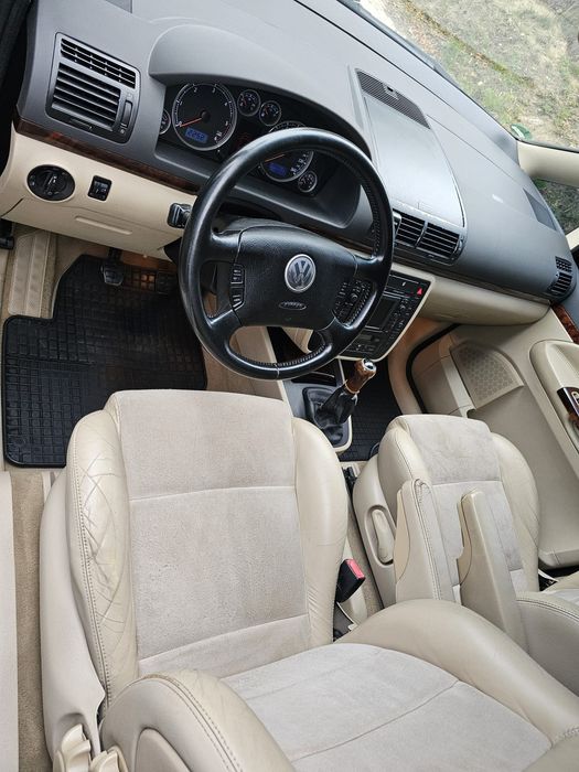 Volkswagen Sharan 2.0 140cp