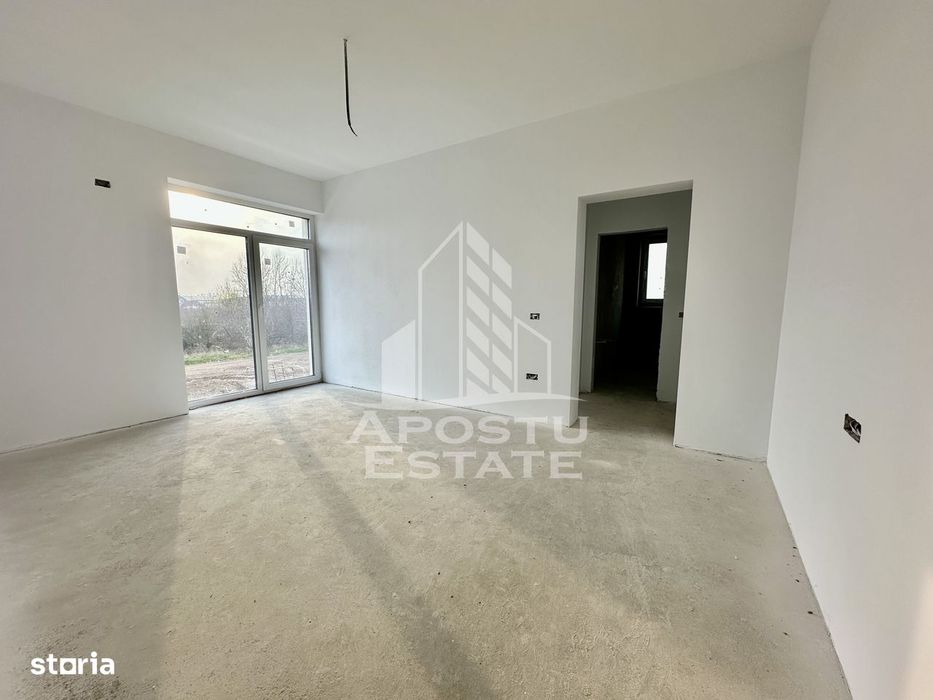 Apartament cu 2 camere, bucatarie inchisa, semidecomandat, zona Lidl — fotografia 1