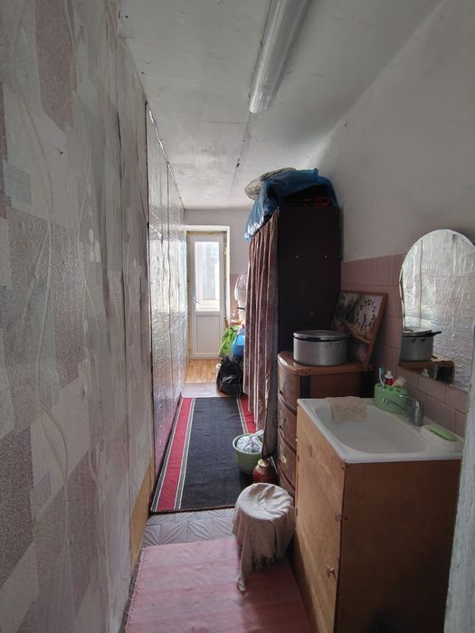 Продам 2ком квартиру в общежитии