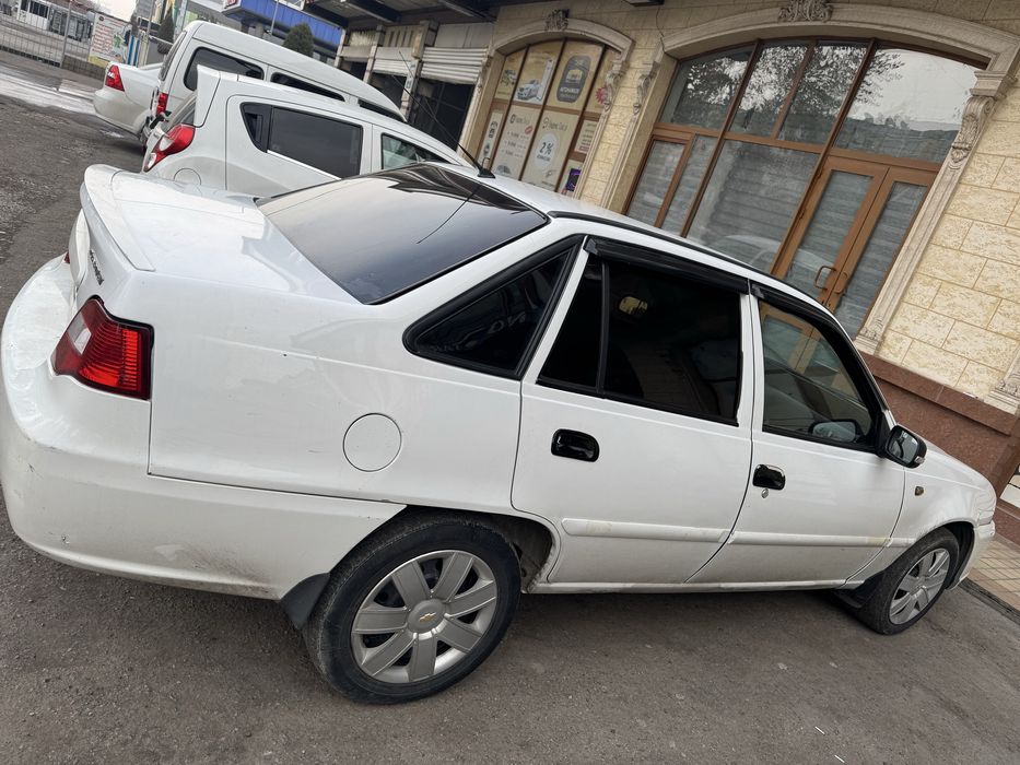 Srochna sotiladi nexia 2 1.6 luks kansaner