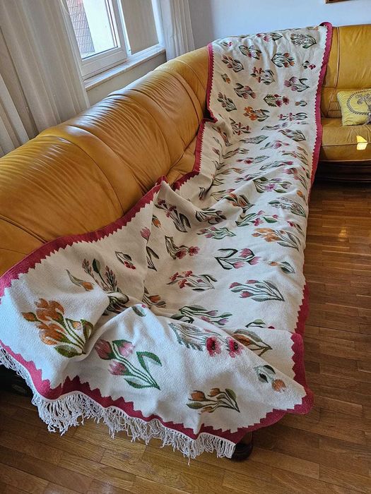 Vând covor din lână (import Anglia) și urzeală din bumbac