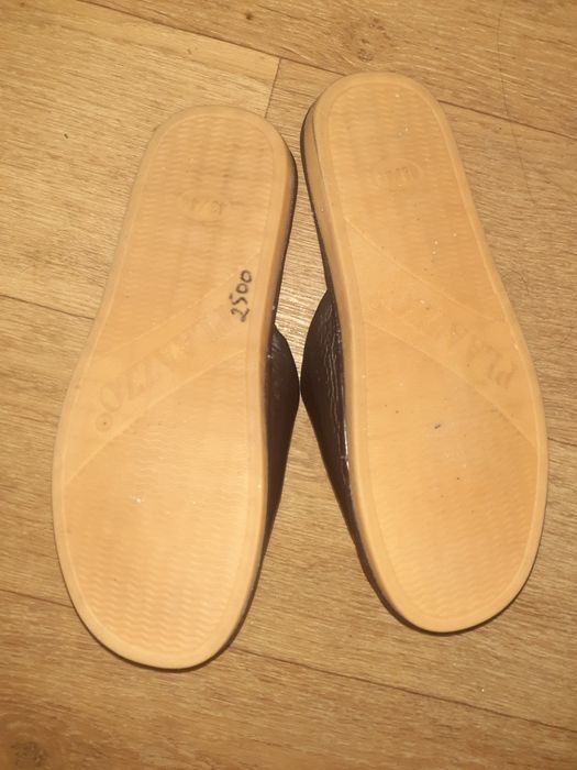 Тюбитейка и безрукавка. Тапочки.