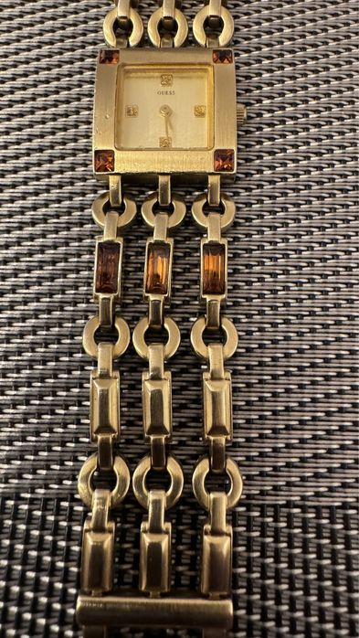 Дамски часовник Guess