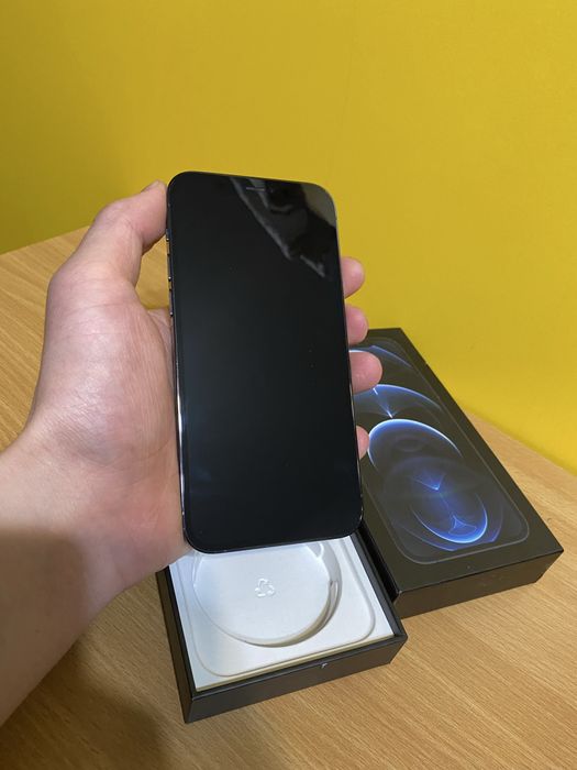 iPhone 12pro 256GB без ремонта