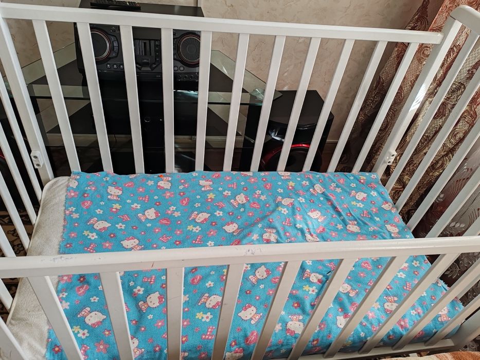 Кроватка детская