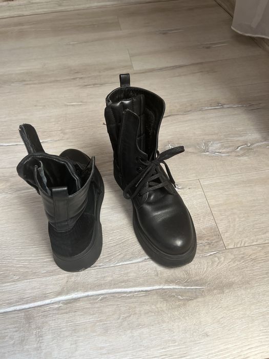 Продавам кожени обувки