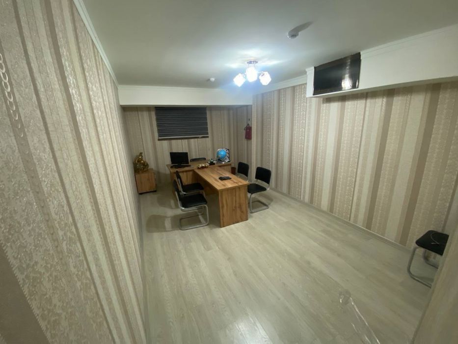 Аренда под офис 200кв.м С Мебелью 5 минут от метро Чиланзар17, 1300у.е