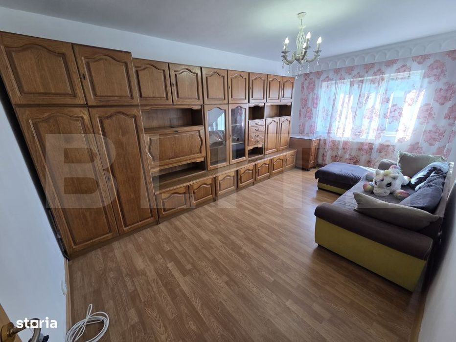 Apartament de vanzare cu 2 camere, 43 mp, zona Semicentral