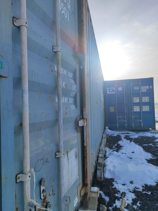 Контейнер морской