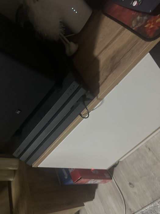 Ps 4 pro в отличном состояние