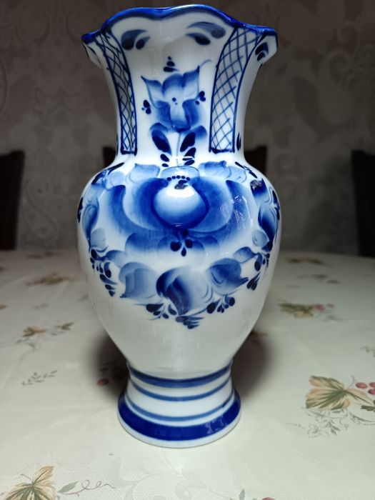 Ваза гжель 20 см