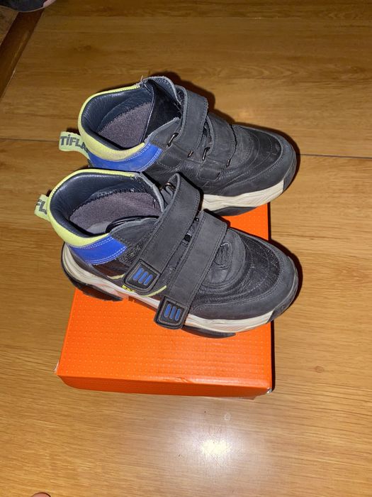 Осенние ботинки