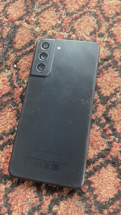 Samsung galaksi s21fe