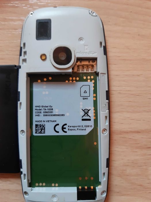 Телефон NOKIA TA-1008, със зарядно устройство
