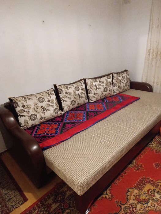 Продам диван - уголок. Длина 296 см