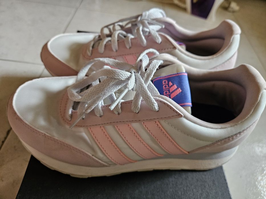 Дамски обувки Adidas