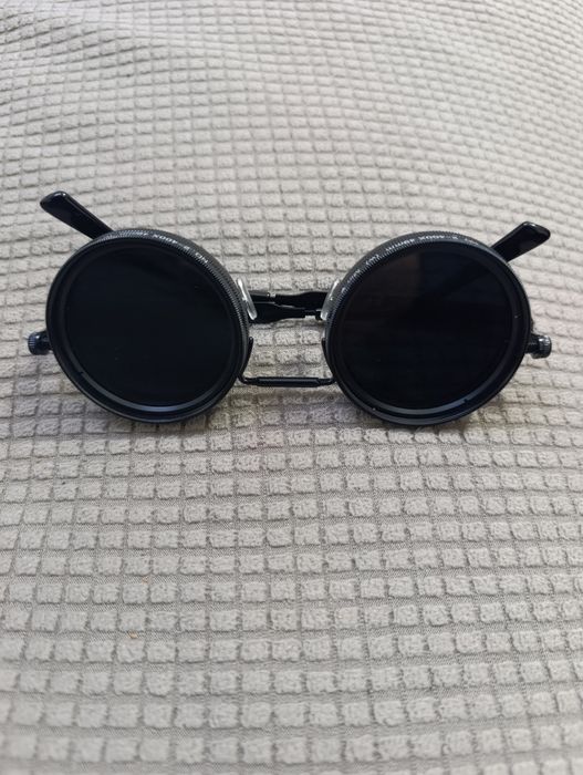 Ochelari rotunzi de soare polarizați