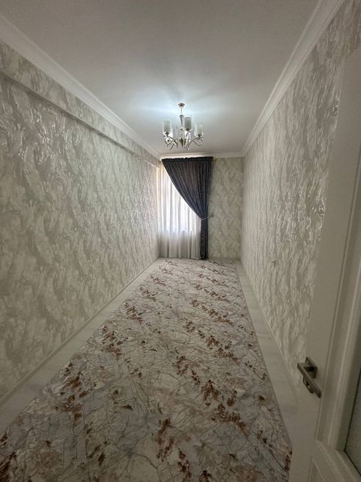 2 etaj 5 xonali uy sotiladi