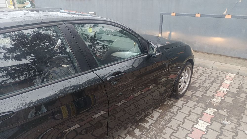 BMW de vânzare,seria 1 ,anul 2011.