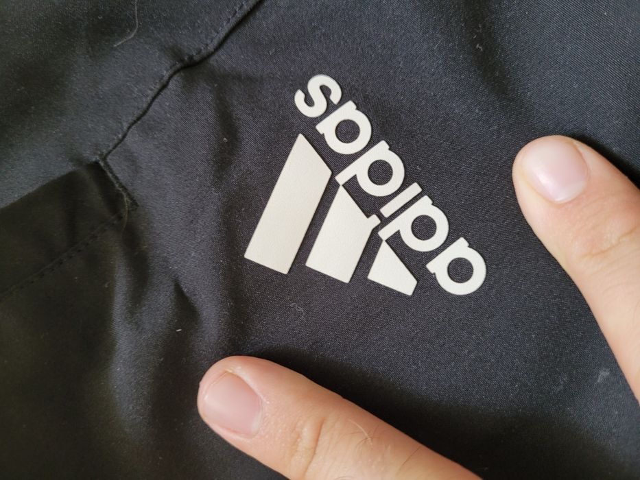 Анцуг Adidas размер М