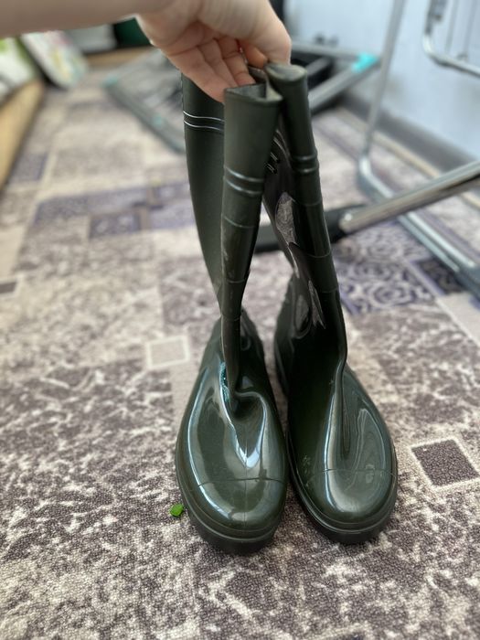 Продам водные сапоги